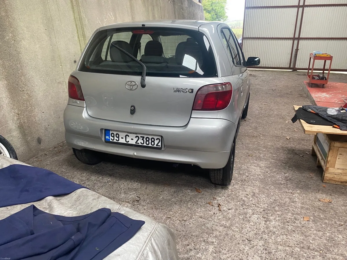 Toyota Yaris low mileage - Image 2