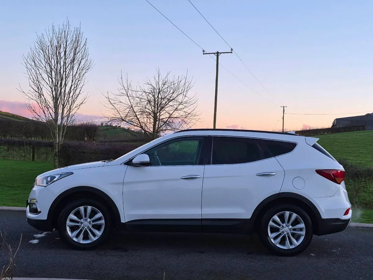 Hyundai Sante Fe for sale - Image 3