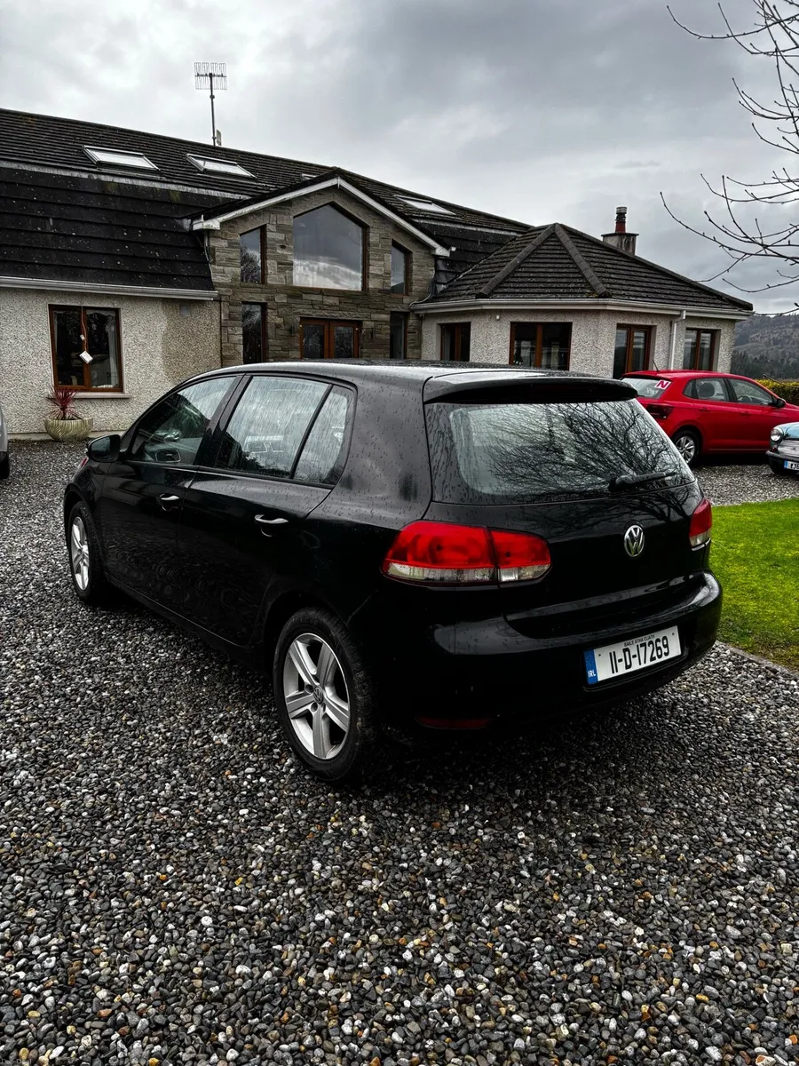 Volkswagen Golf - Image 4