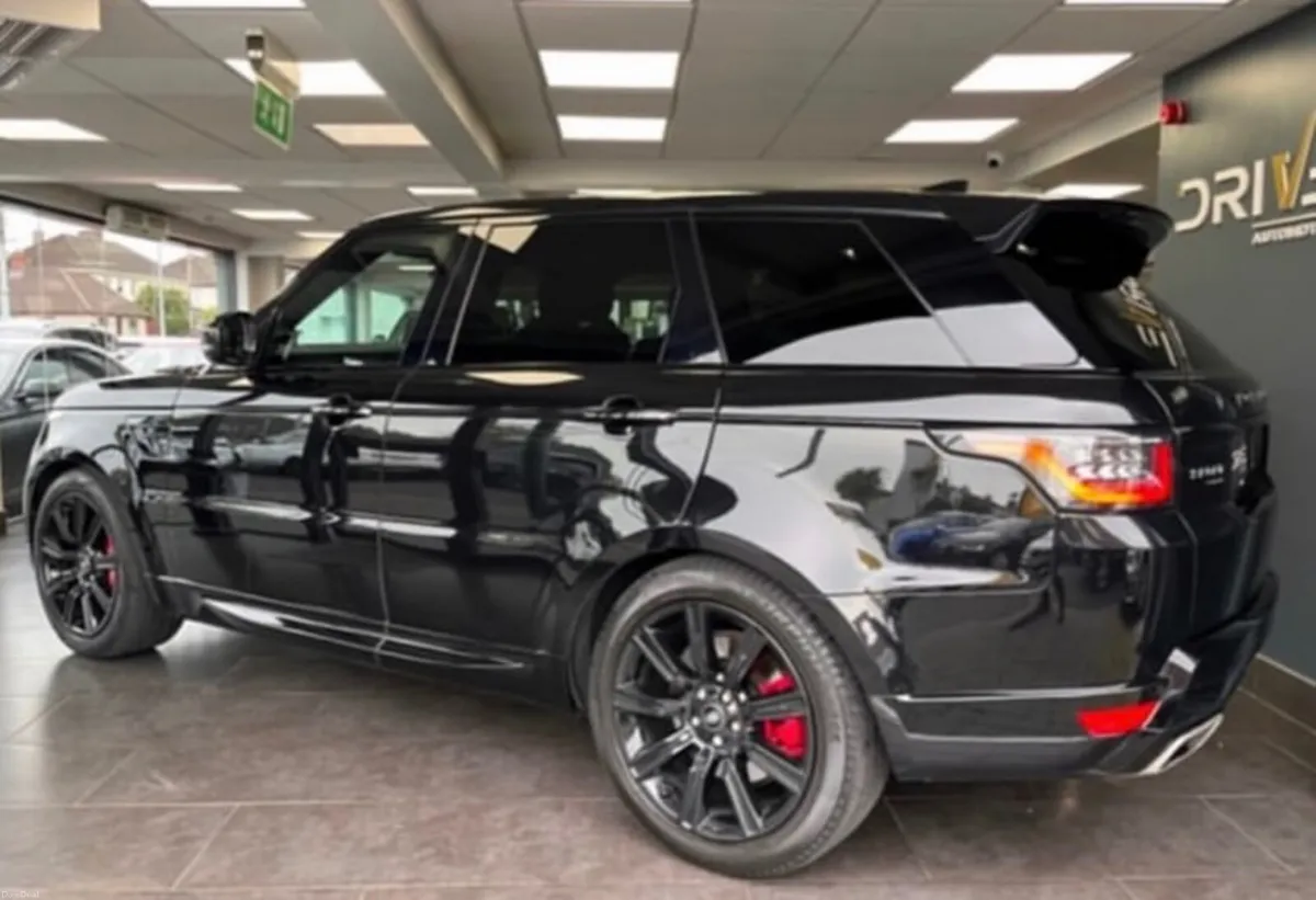 Land Rover Range Rover Sport  2021 Dynamic Black - Image 2