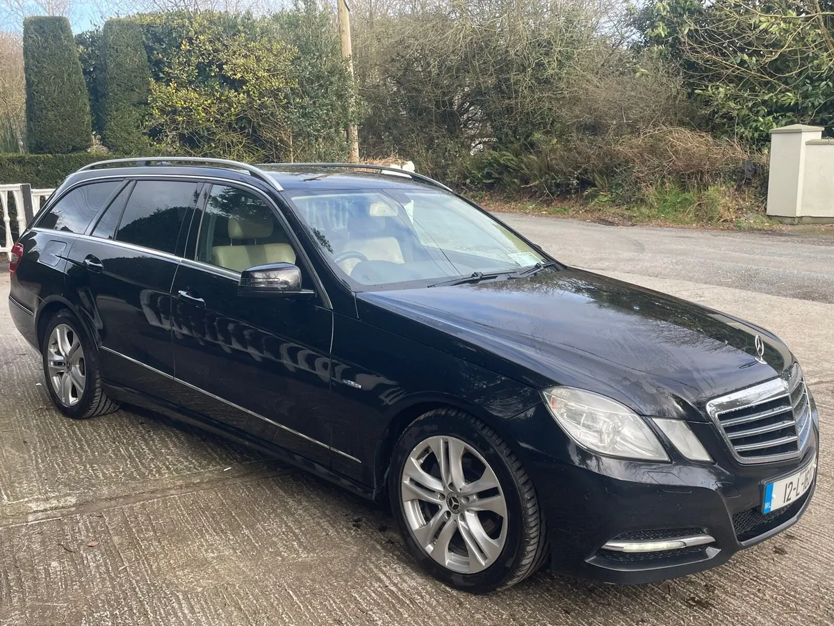 * Mercedes E220 Estate .. 💶 €5950 .. 7 Seater * - Image 2