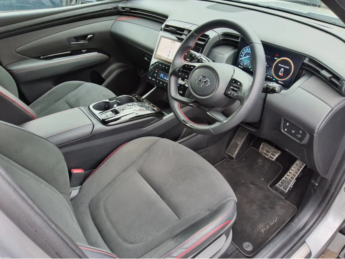 Hyundai Tucson N-LINE ** PLUG IN HYBRID ** - Image 6