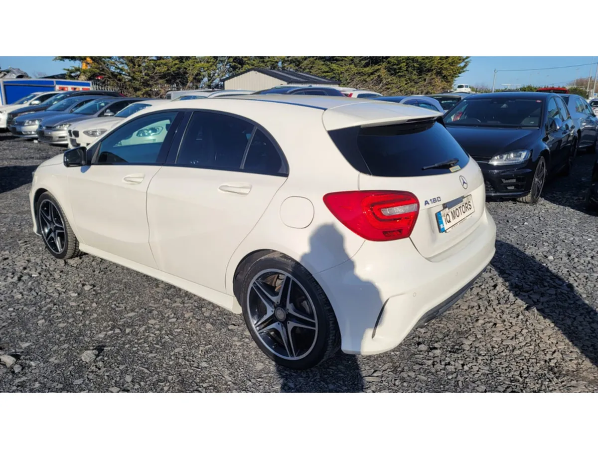 Mercedes-Benz A-Class A180 AMG-LINE  1.6 Automatic - Image 4