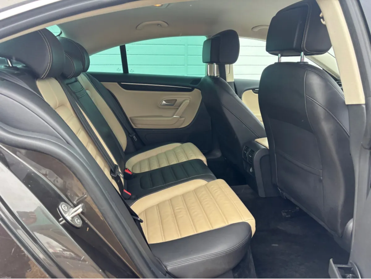 Volkswagen CC SPORT 2.0 TDI MANUAL 6SPEED FWD BLUE - Image 3