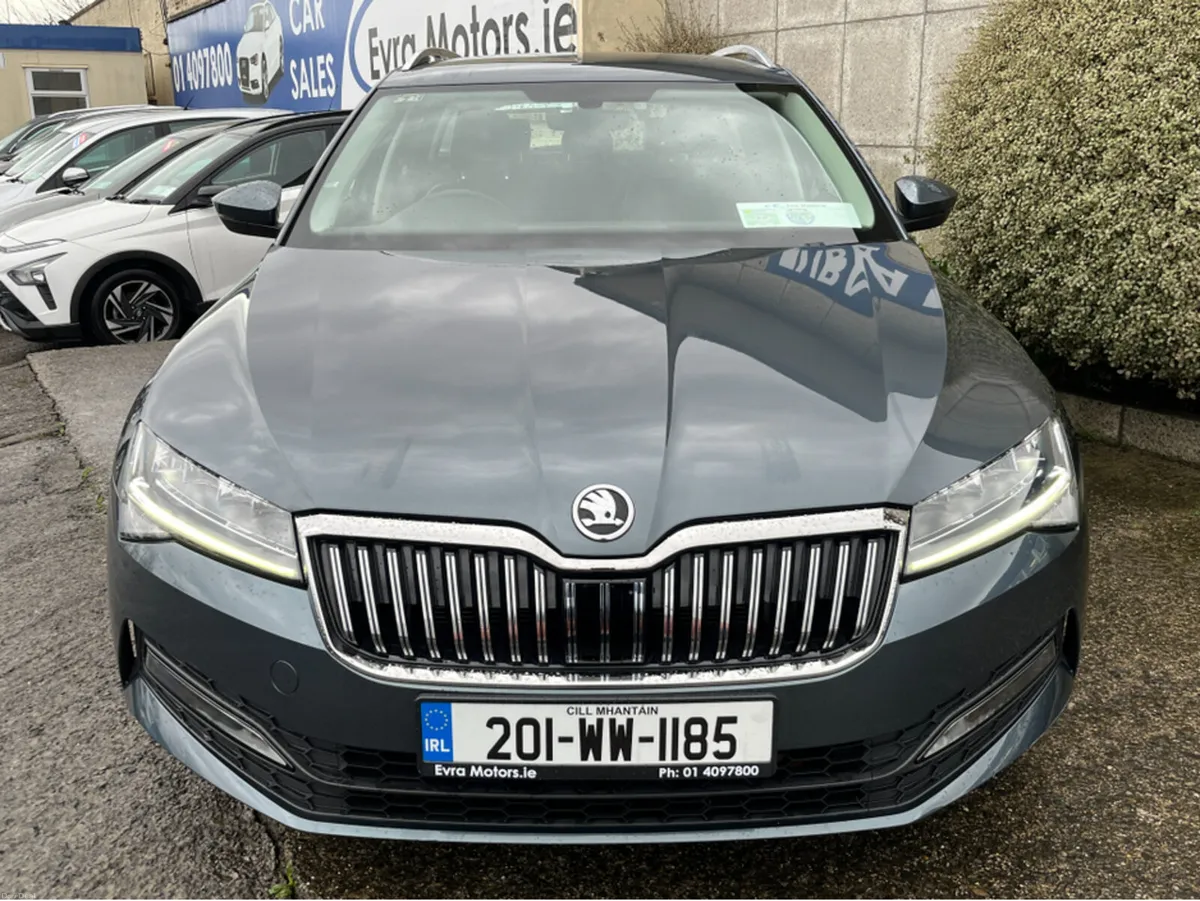 Skoda Superb COMBI ESTATE  AMBITION AUTOMATIC 1.6 - Image 2