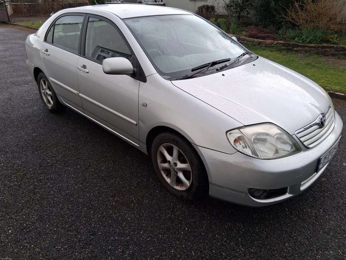 Toyota Corolla 2005 - Image 1