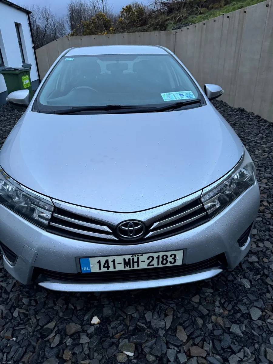 Toyota Corolla 2014 - Image 1