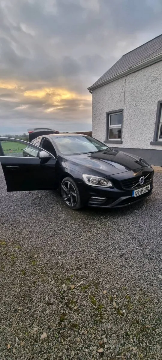 Volvo S60 R Line - Image 3