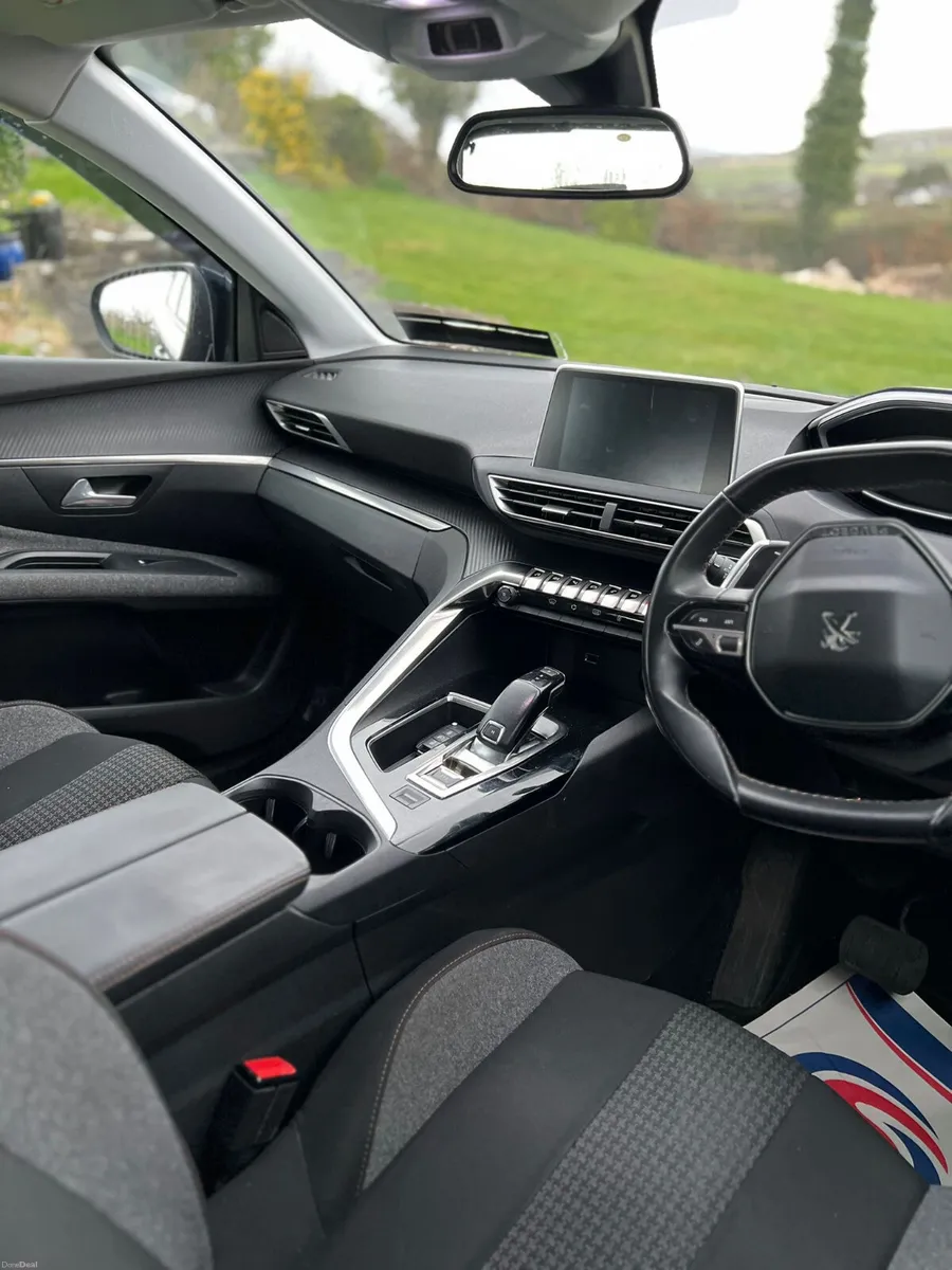 Peugeot 3008 2017 automatic - Image 4