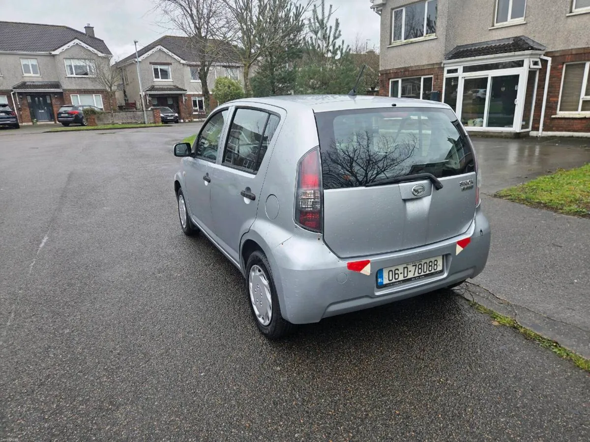 Daihatsu sirion - Image 3