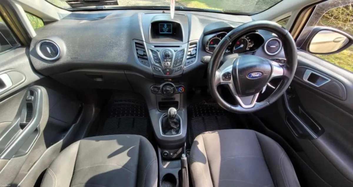 Ford fiesta - Image 3