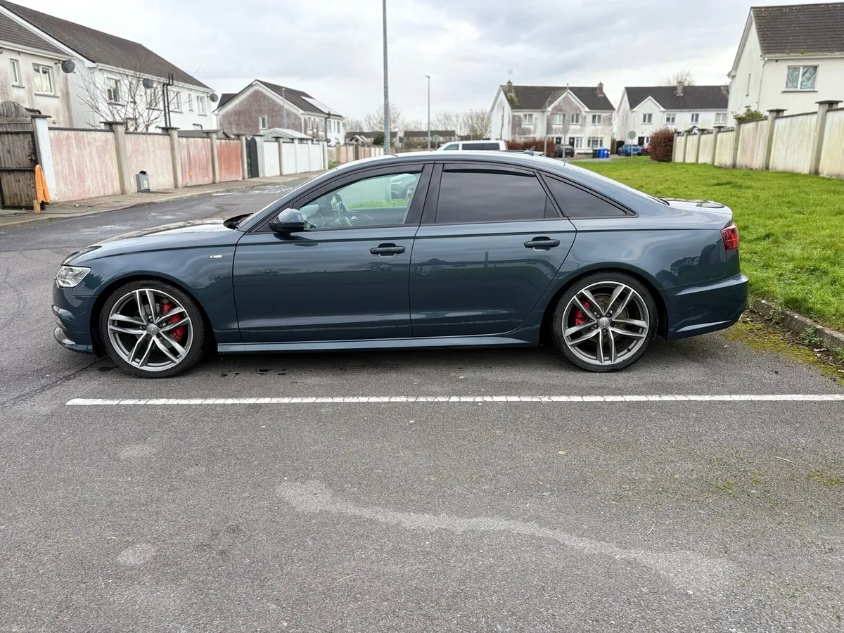 Audi A6 Black Edition Quattro - Image 2