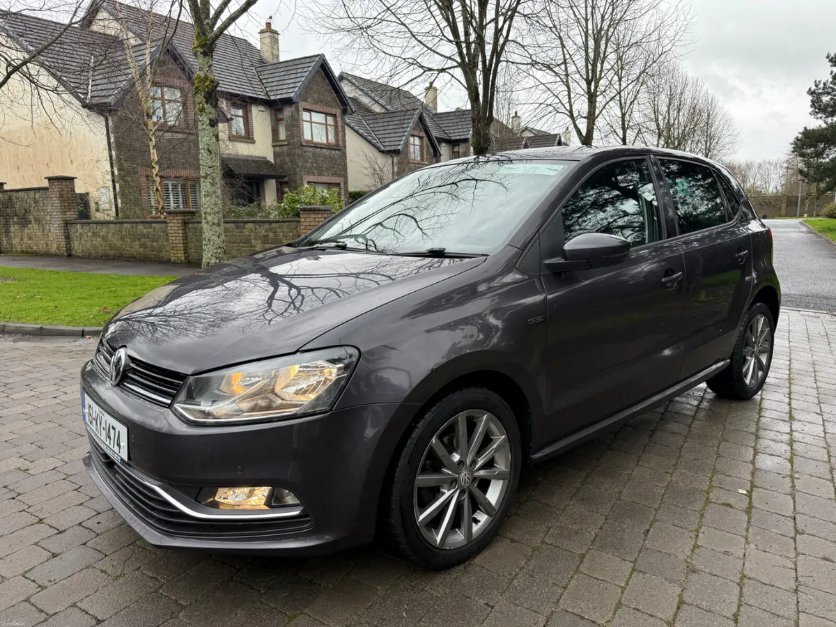 Volkswagen Polo 2016 AUTOMATIC Lounge Model!!! - Image 3