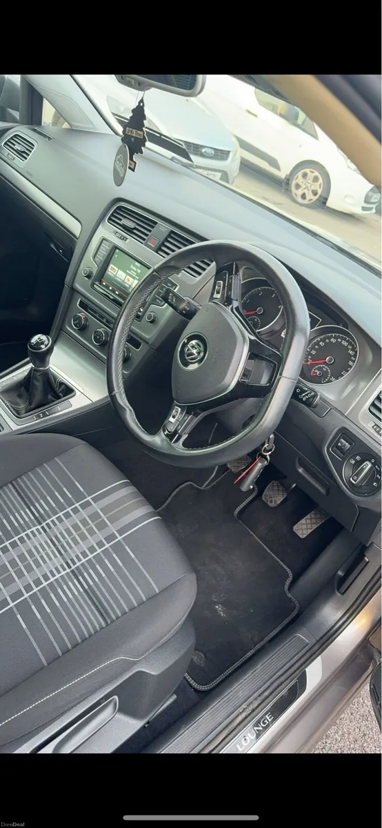 Golf 1.6 TDI Lounge - Image 4