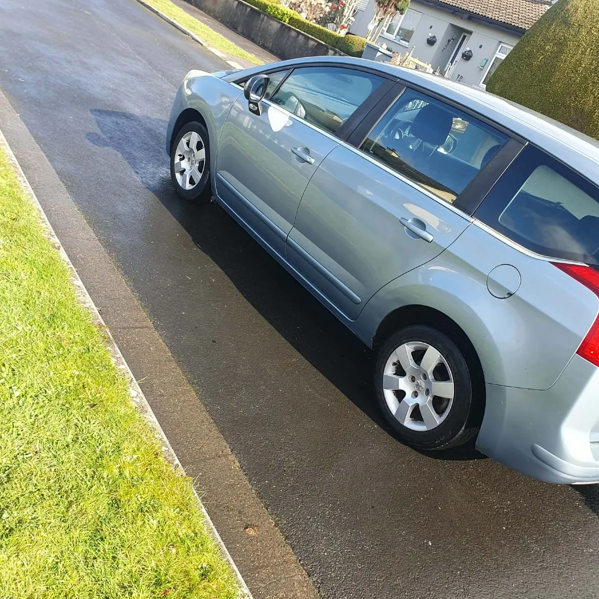 Peugeot 5008 2010 - Image 4