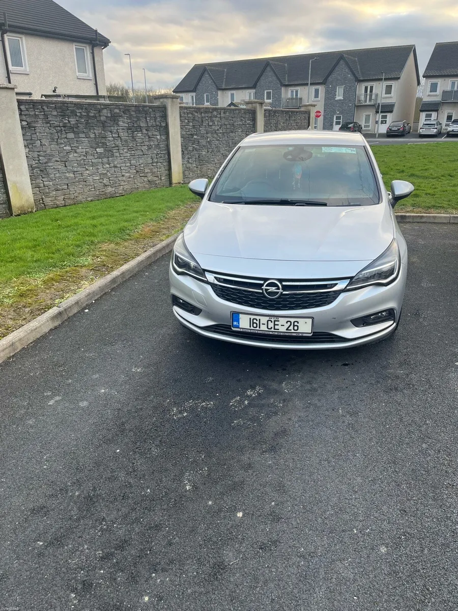 Opel Astra deposit taking - Image 1