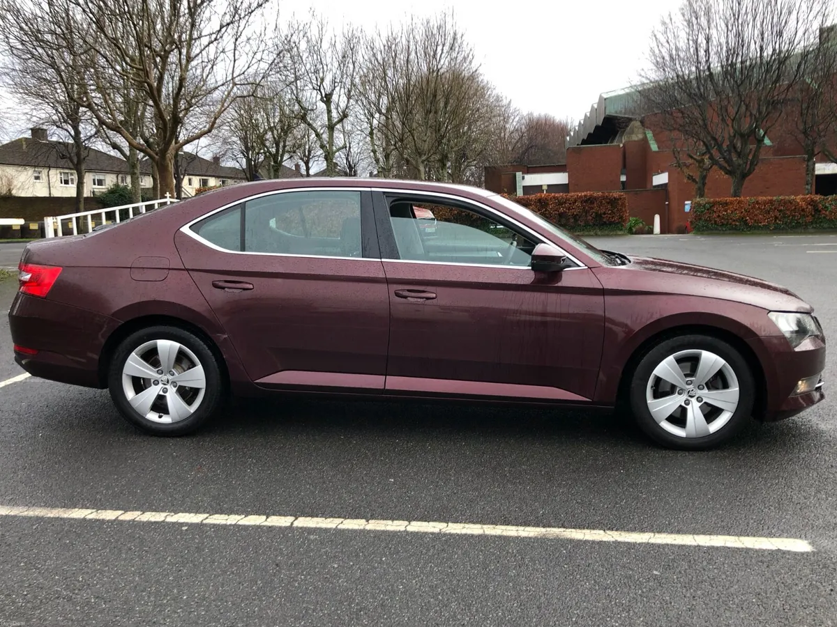 Skoda Superb 2015 1.6TDI, LIGHT DAMAGE,PRICE DROP - Image 1