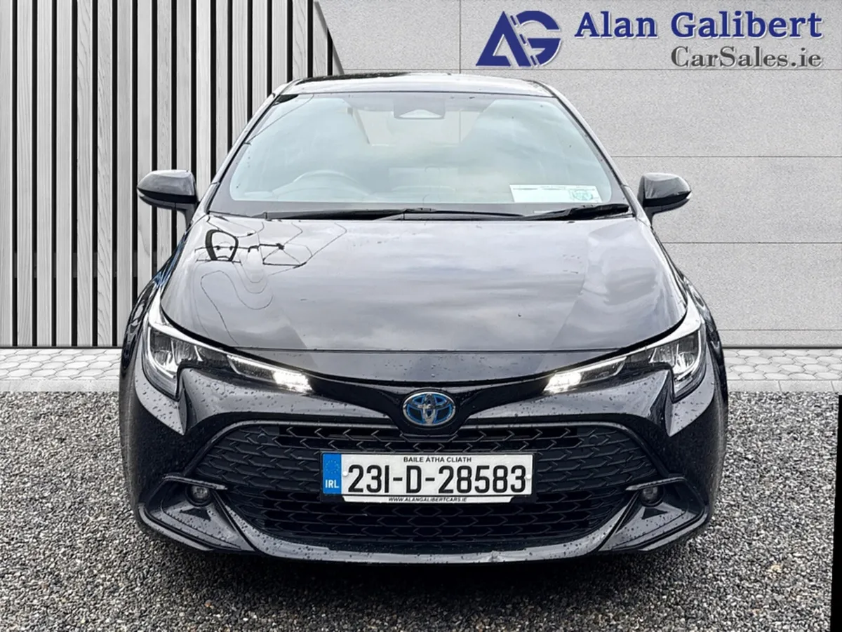 Toyota Corolla HYBRID LUNA Automatic €99 PW - Image 4