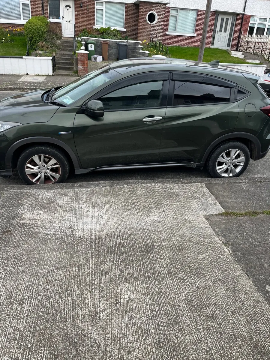 Honda Vezel 2014 - Image 1