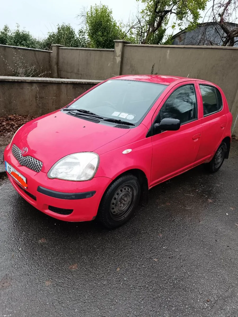 Toyota Yaris 2005 - Image 1