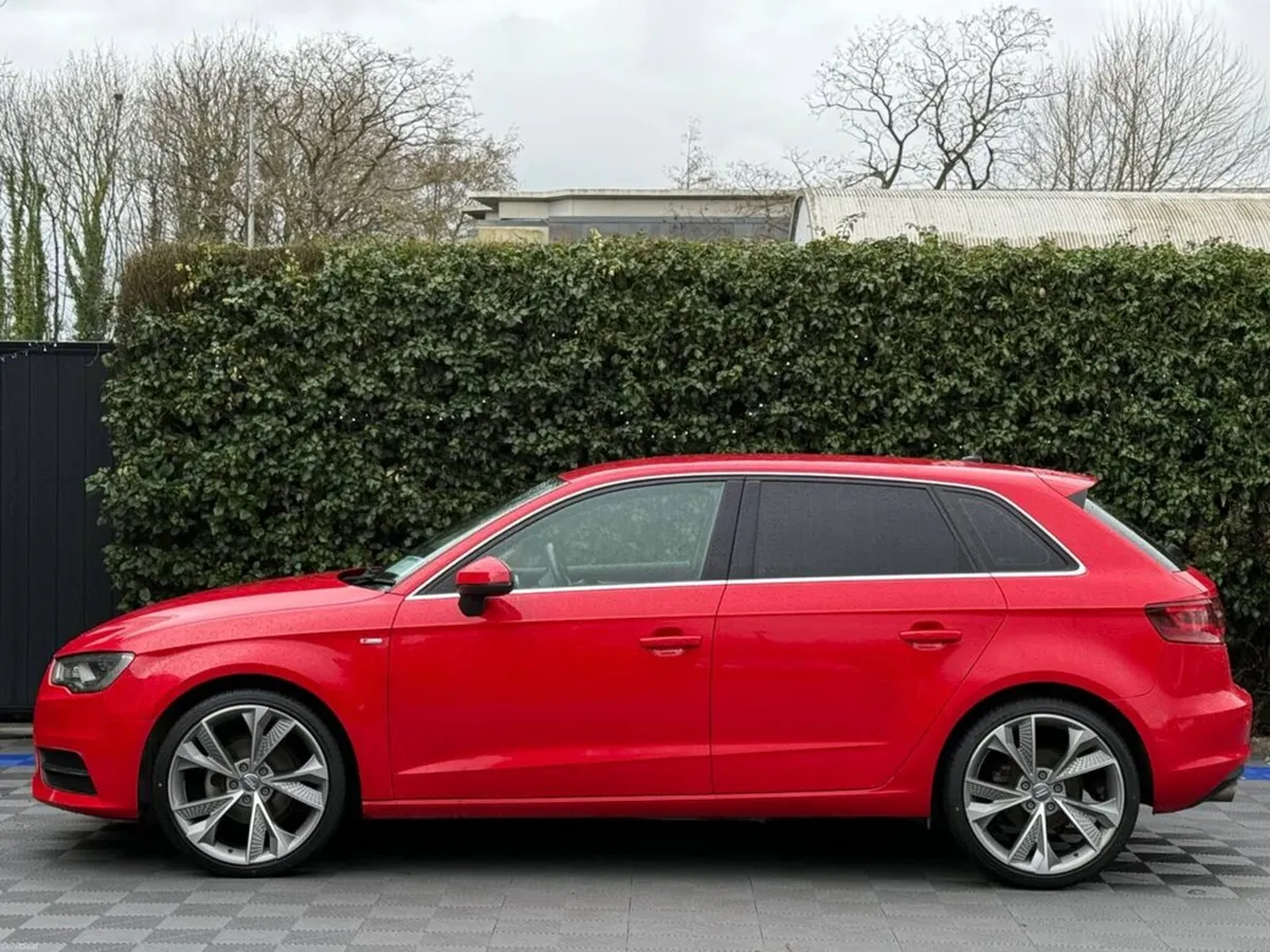 Audi A3 S-LINE PACK 1.4 TFSI // 19" S-LINE ALLOYS - Image 3