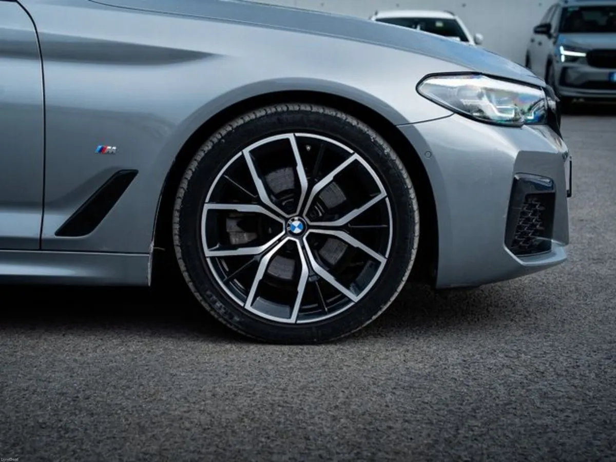 BMW 5-Series 520D M SPORT WITH IVORY - Image 3