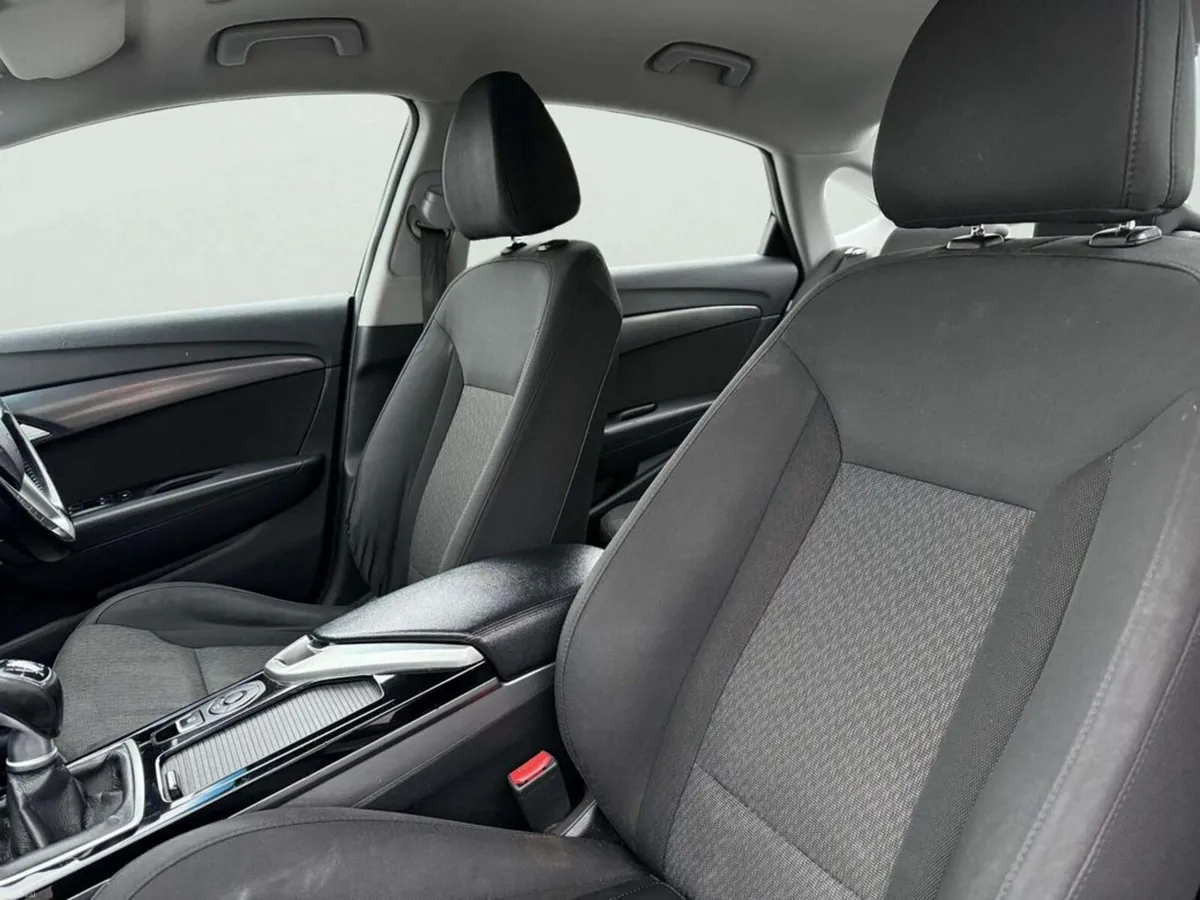 Hyundai i40 Executive 4DR - Image 4