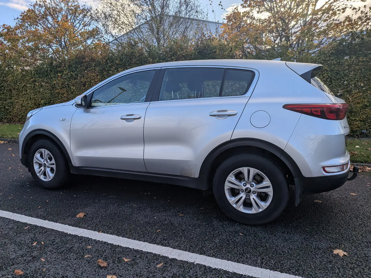 2017 Kia Sportage 1.7 CRDi – Economical Diesel SUV - Image 4