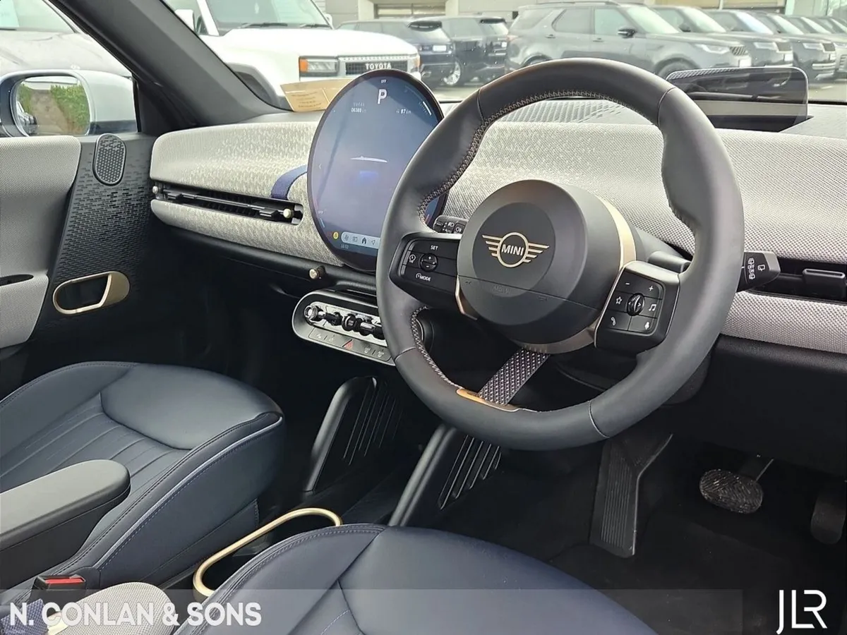 Mini Cooper E CLASSIC AUTO - Image 4
