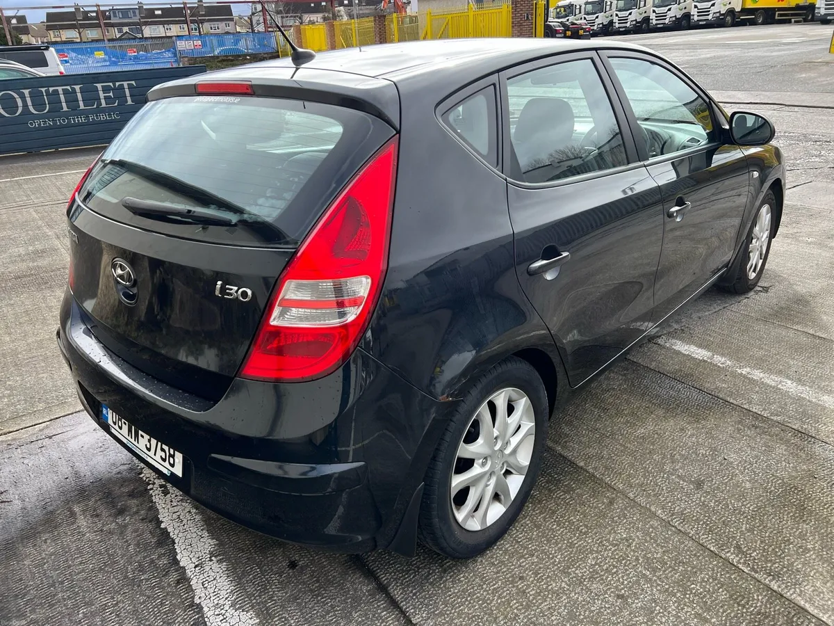 Hyundai i30 1.4 NEW NCT 04/27 - Image 2