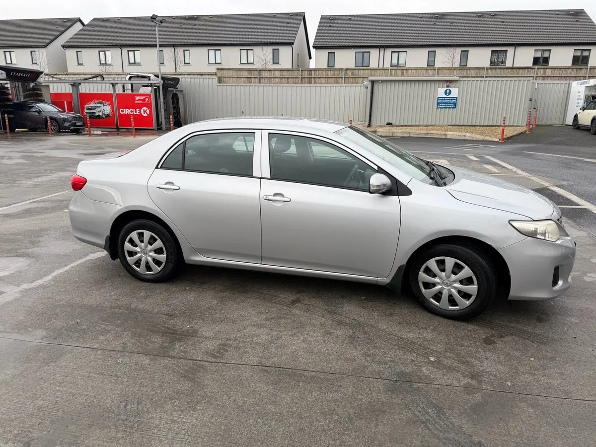 Toyota Corolla 131 - Image 2