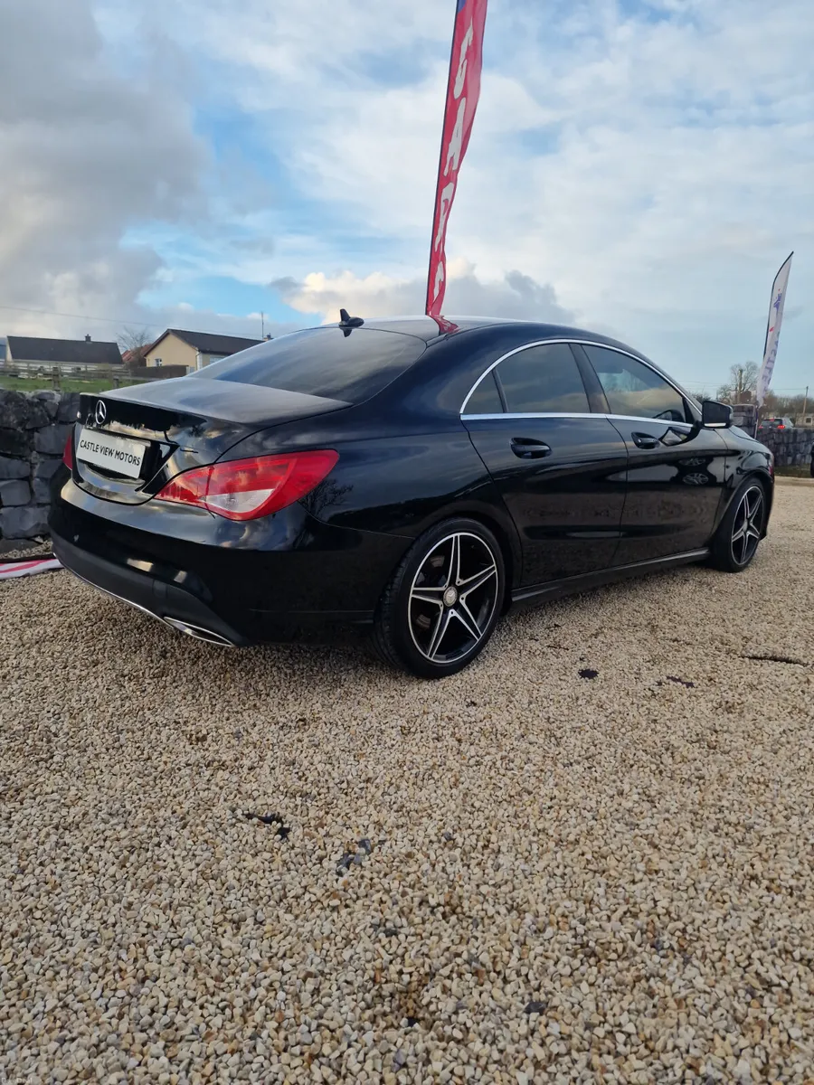 17 Mercedes-Benz CLA Automatic Mint - Image 3
