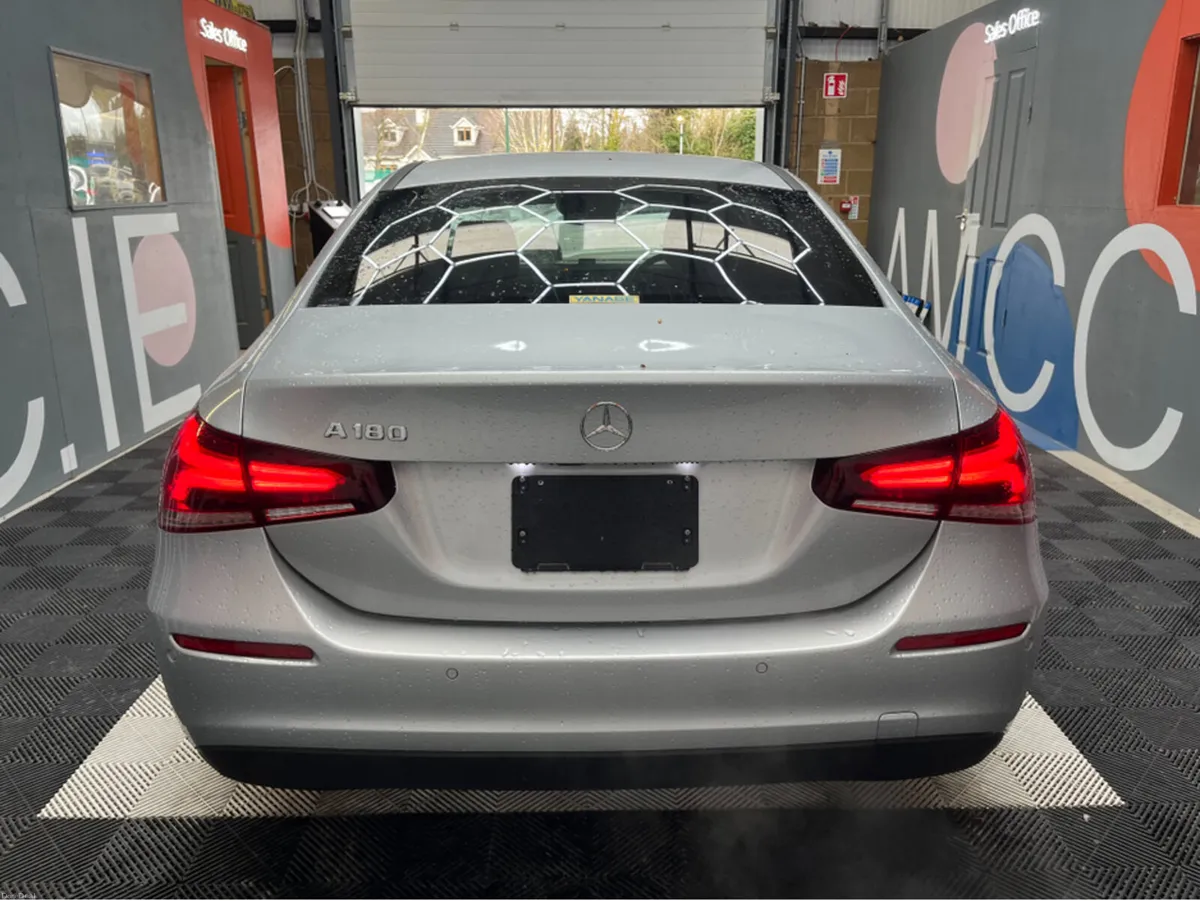 Mercedes-Benz A-Class 2020 MERCEDES-BENZ A180 STYL - Image 3