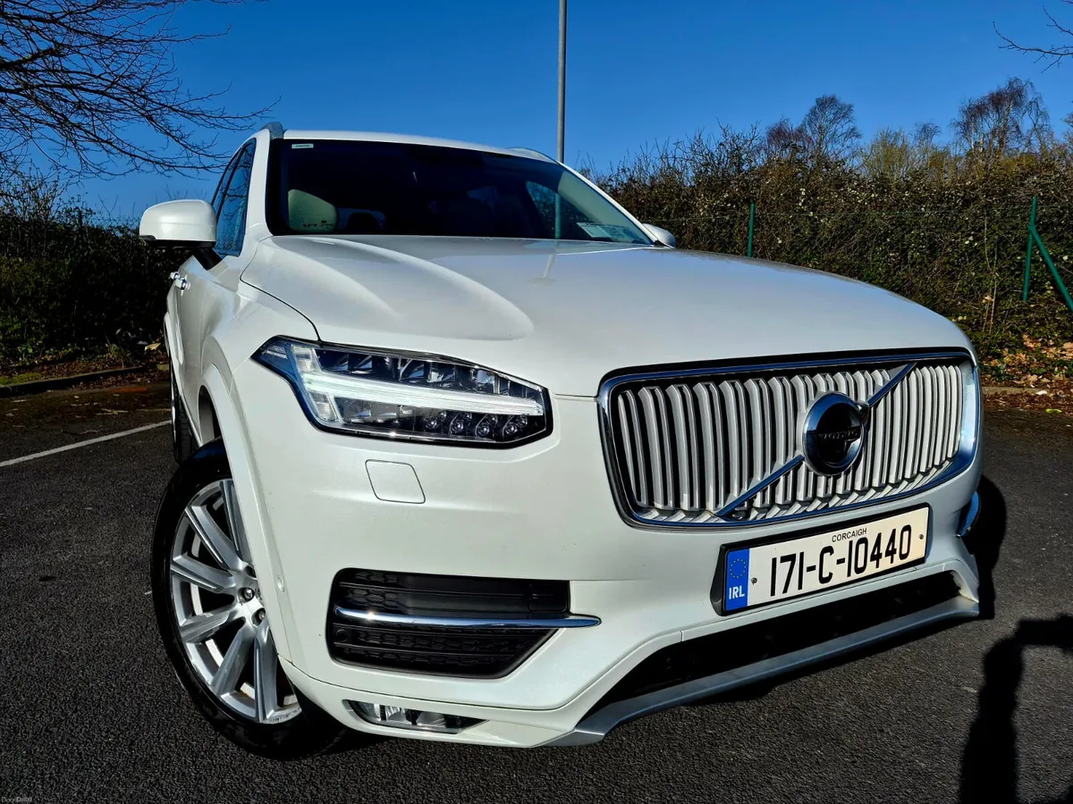 2017 VOLVO XC90 D4 INSCRIPTION AUTOMATIC - Image 4