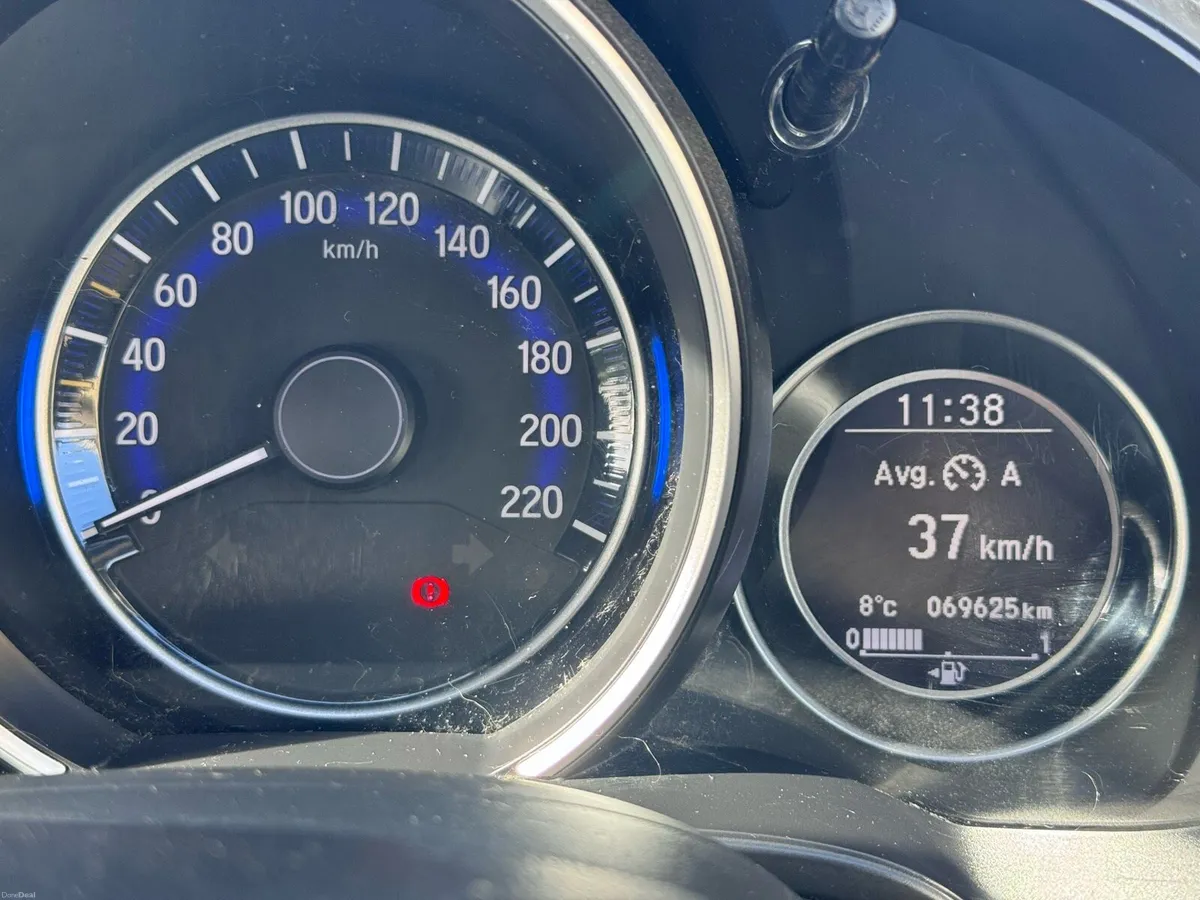 2017 Honda Jazz 1.3 VTEC - Image 2