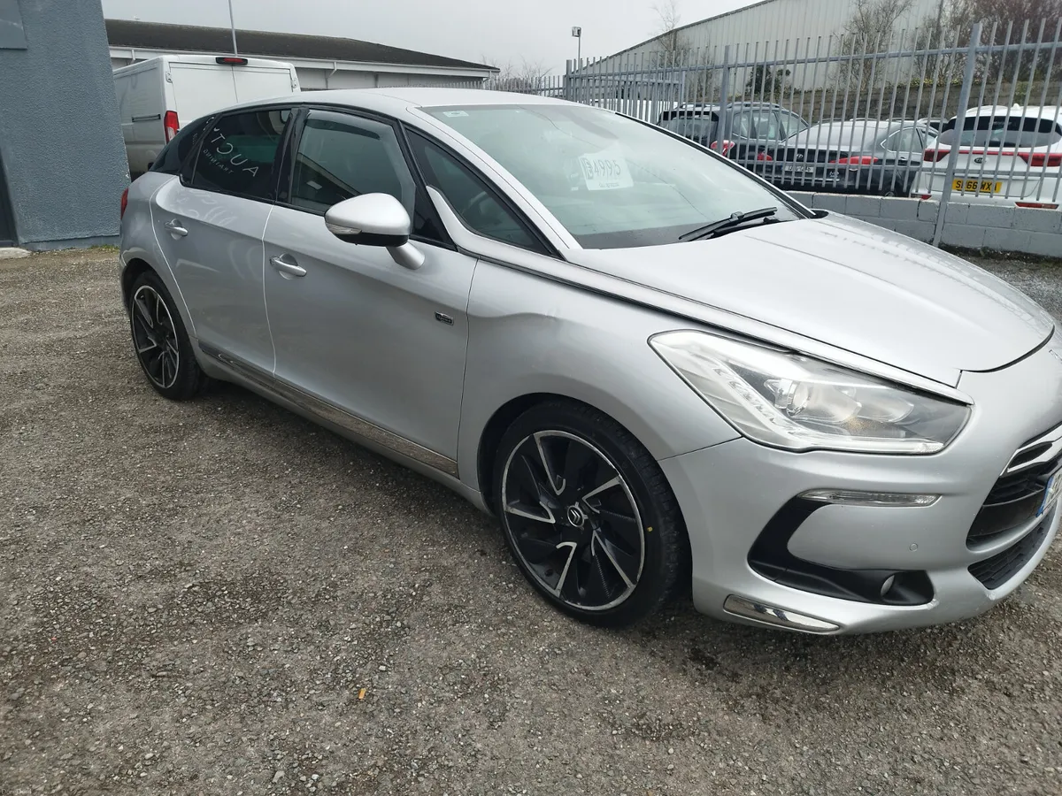 2013 Citroen DS 5 2.0 hdi hybrid 4wd - Image 3