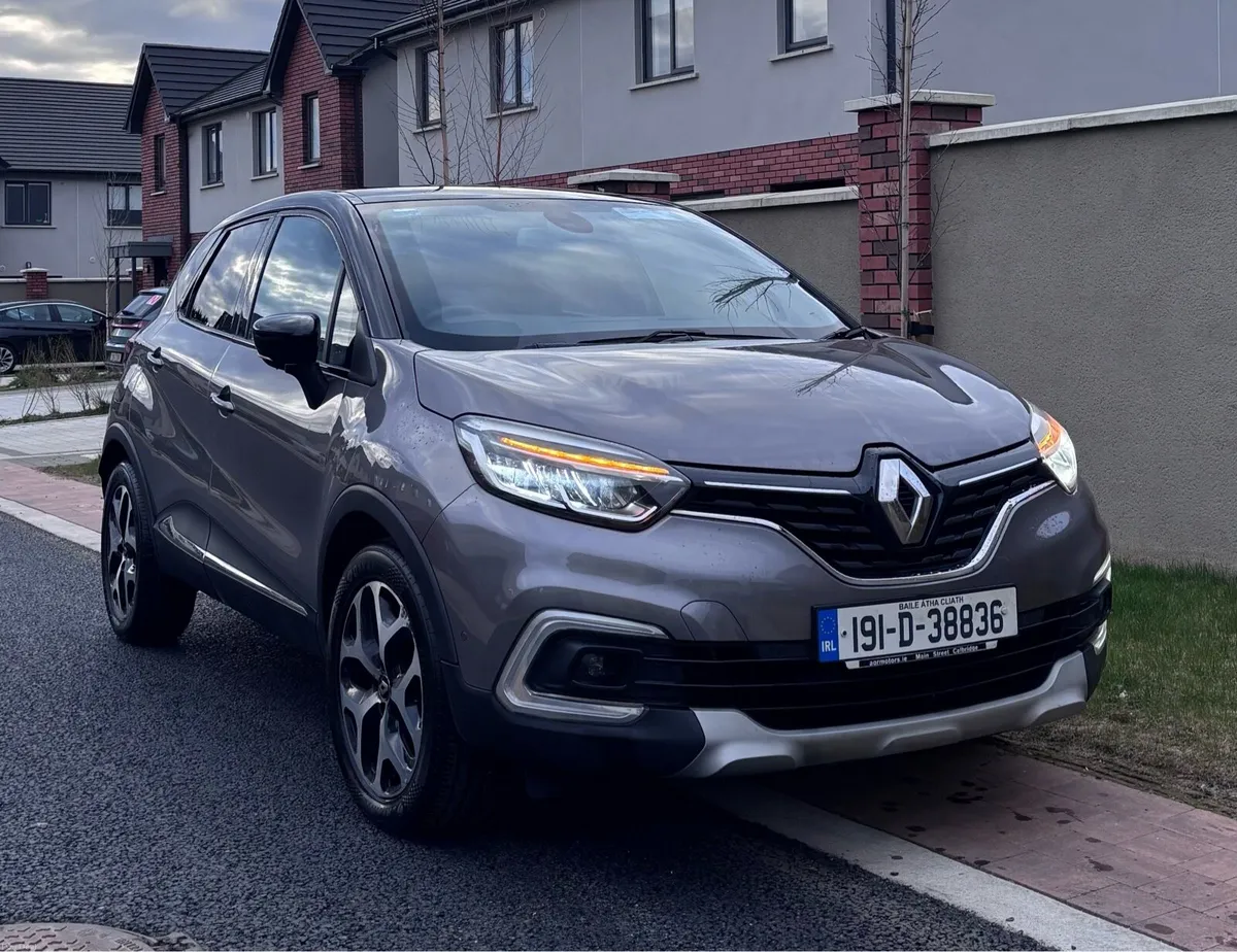 RENAULT CAPTUR GT-LINE - Image 1