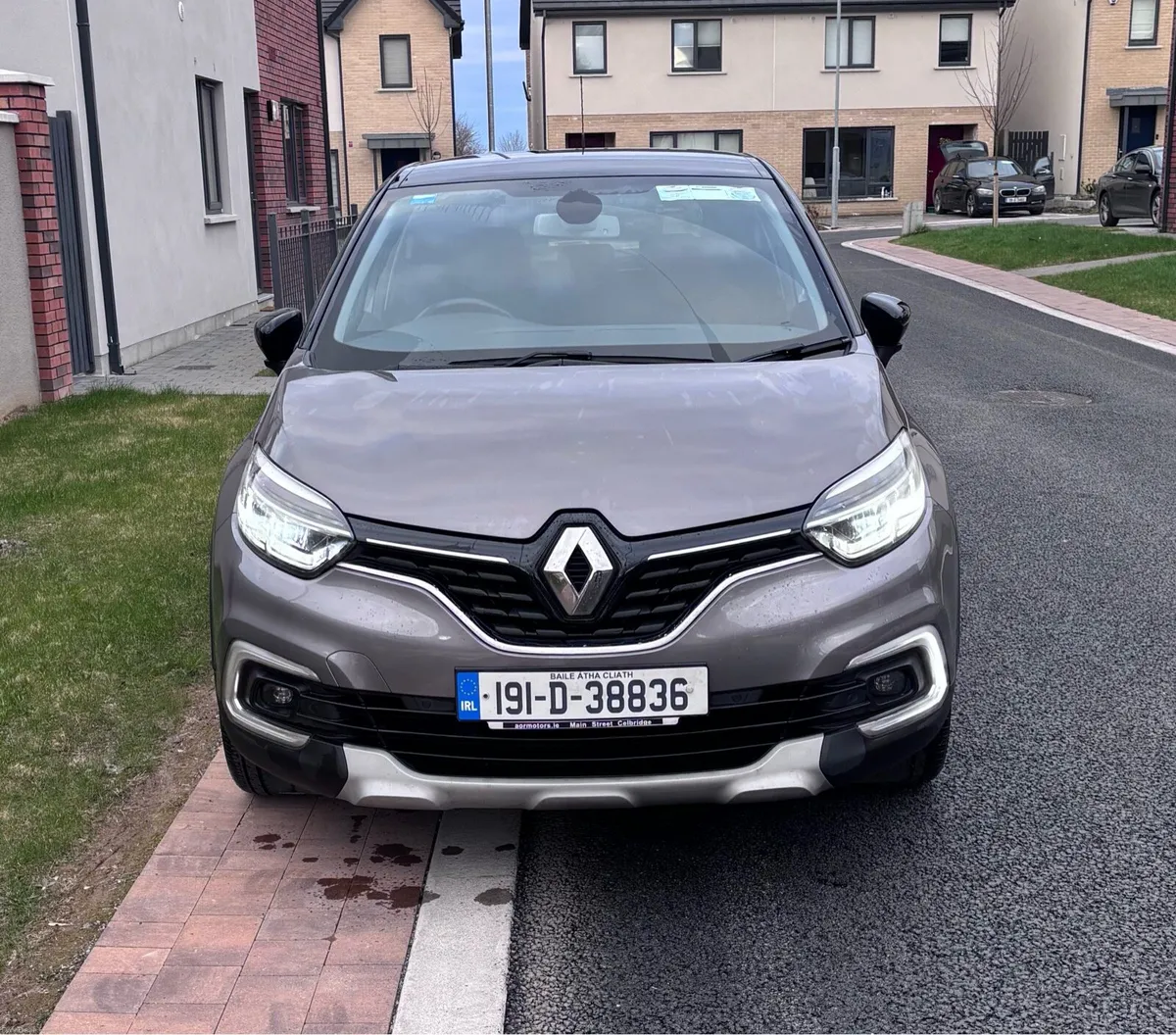 RENAULT CAPTUR GT-LINE - Image 2
