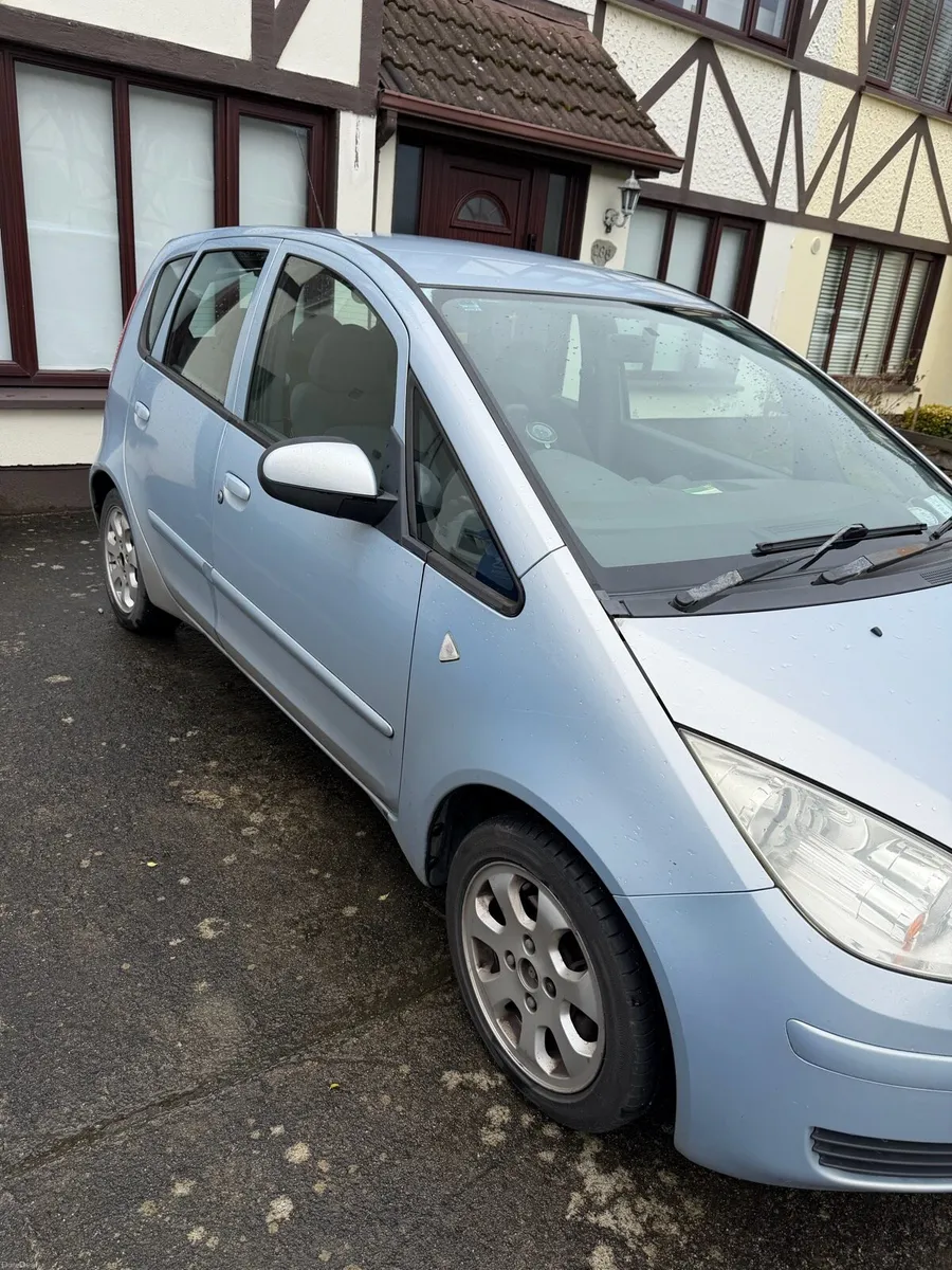 Mitsubishi Colt 2004 - Image 2