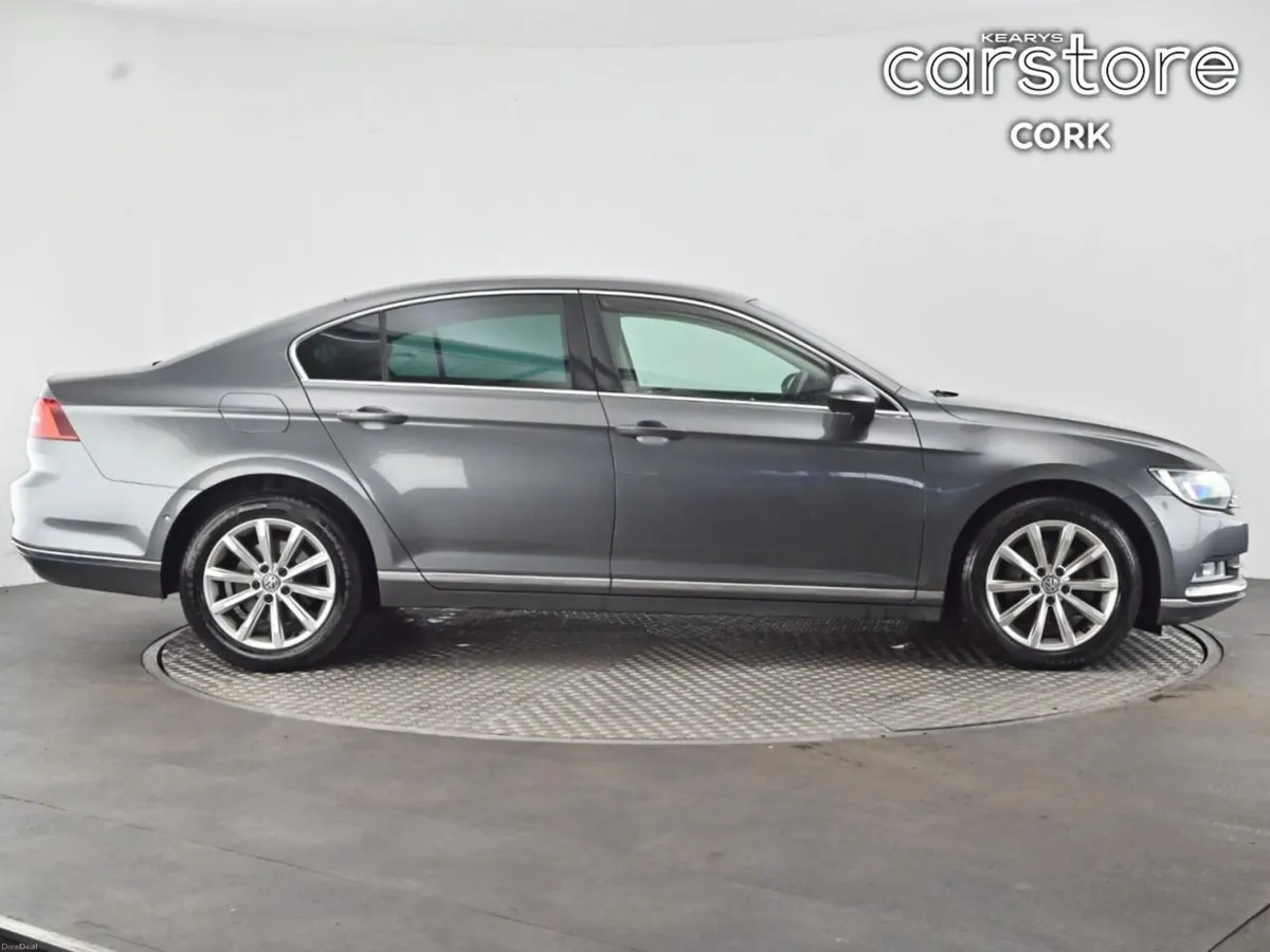 Volkswagen Passat 1.6 TDI 120HP Highline - Image 2