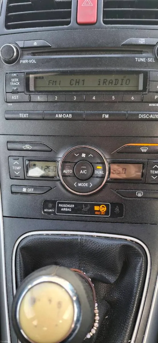 Toyota Auris - Image 4