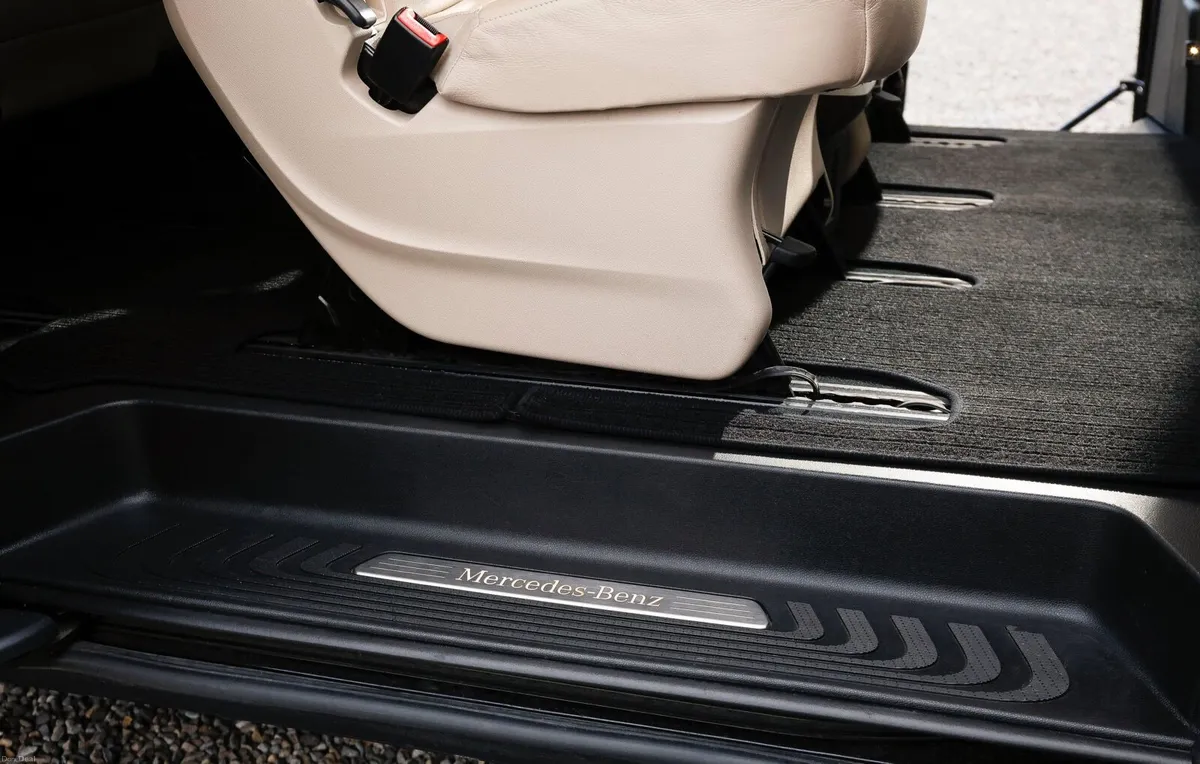 Mercedes-Benz V-Class 2018 - Image 4