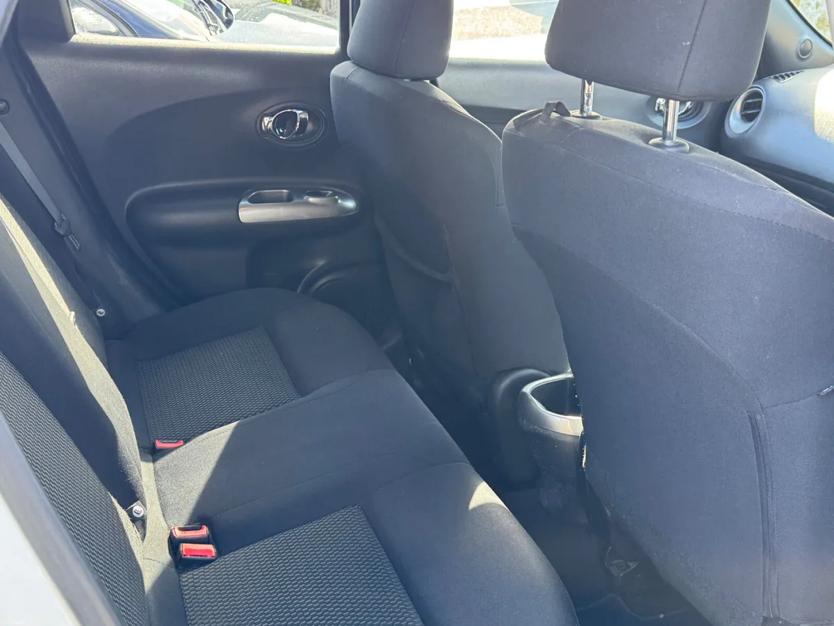 Nissan Juke very low mileage - Image 5