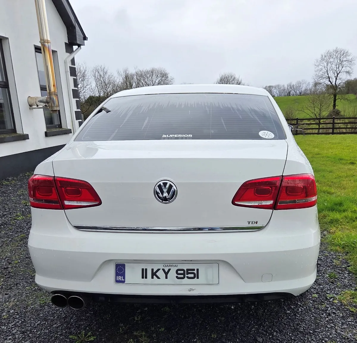 Volkswagen Passat 2011 - Image 1