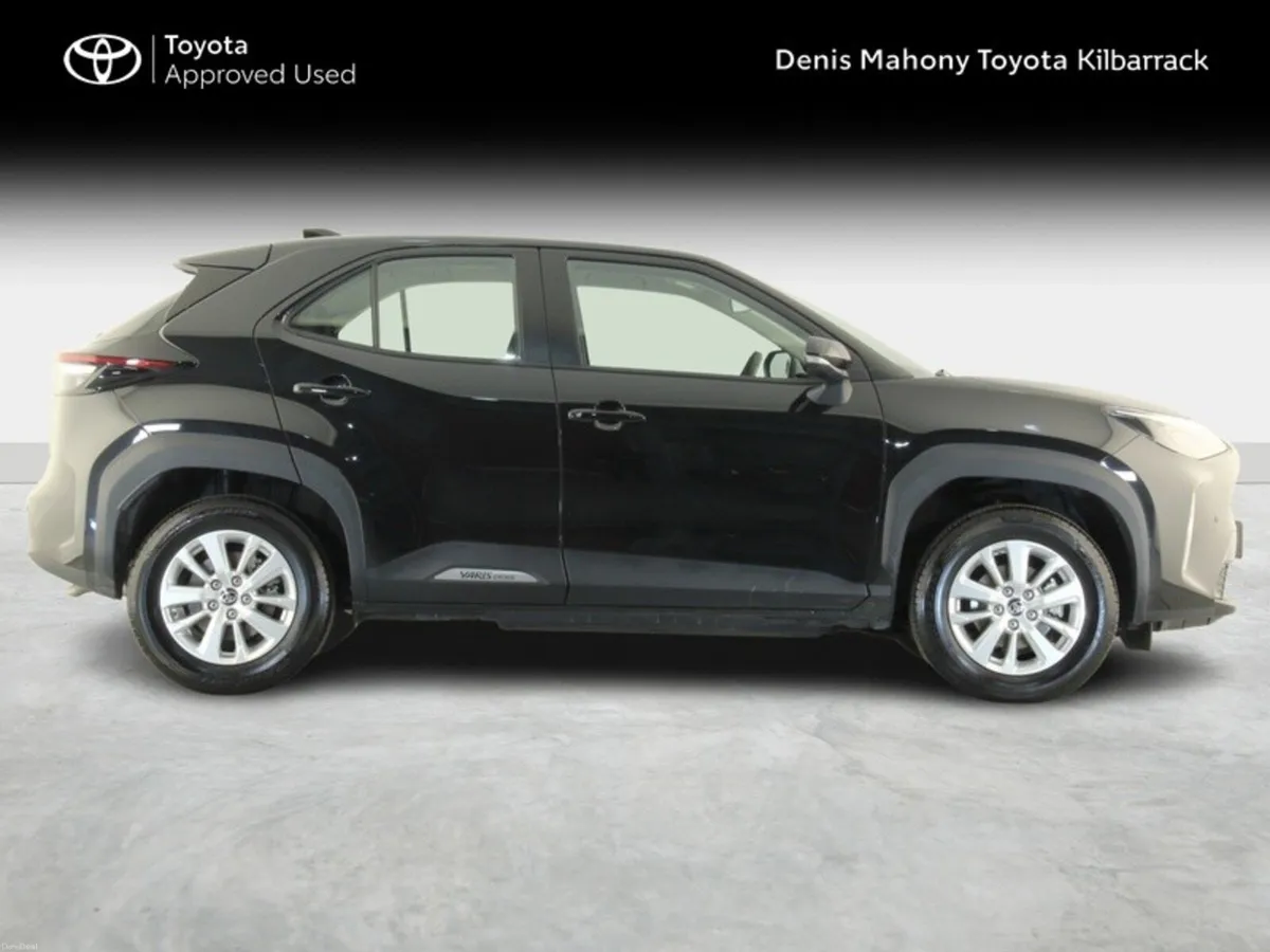 Toyota Yaris Cross LUNA 4DR AUTO - Image 3