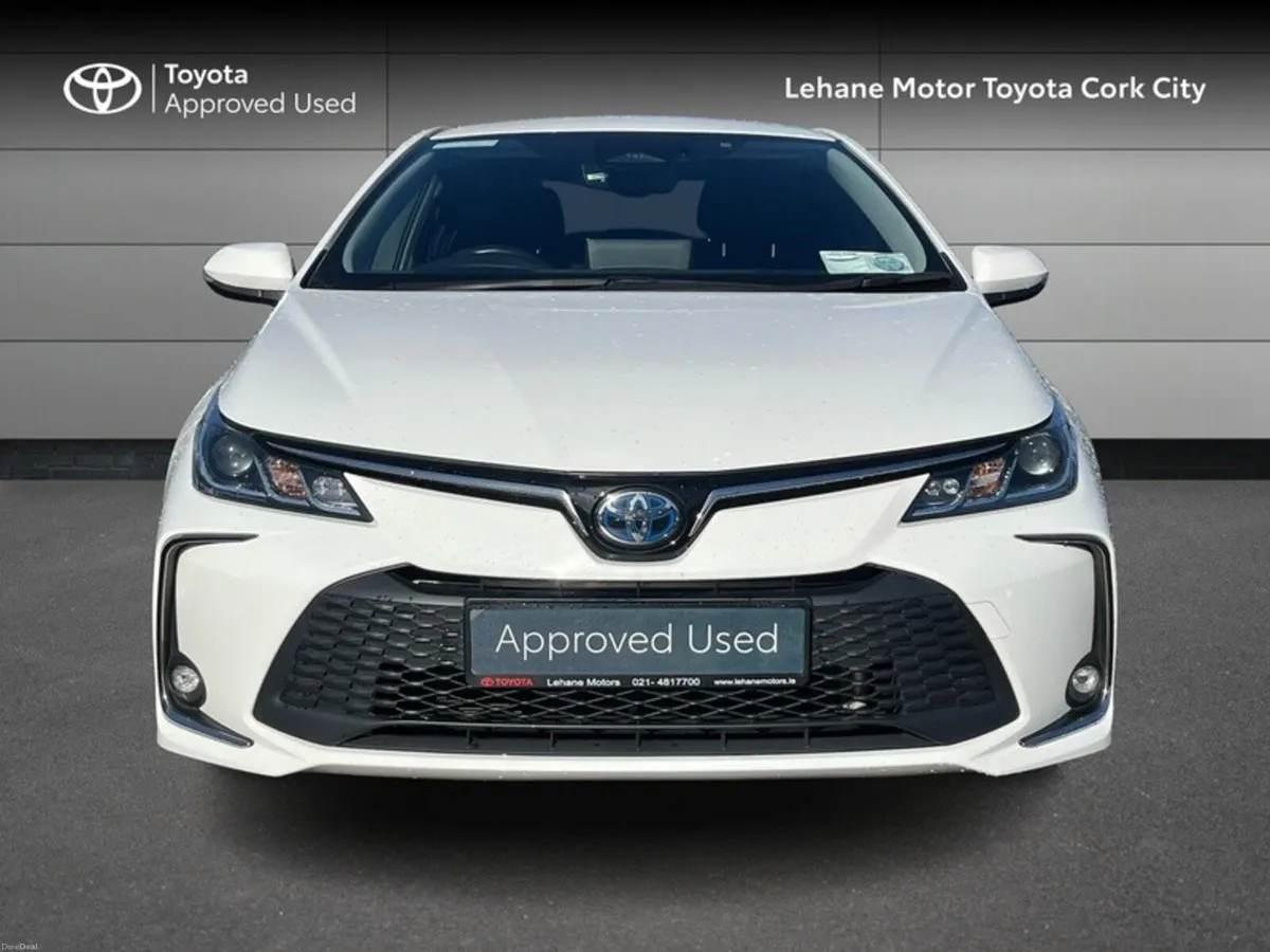 Toyota Corolla LUNA SPORT 4DR - Image 5
