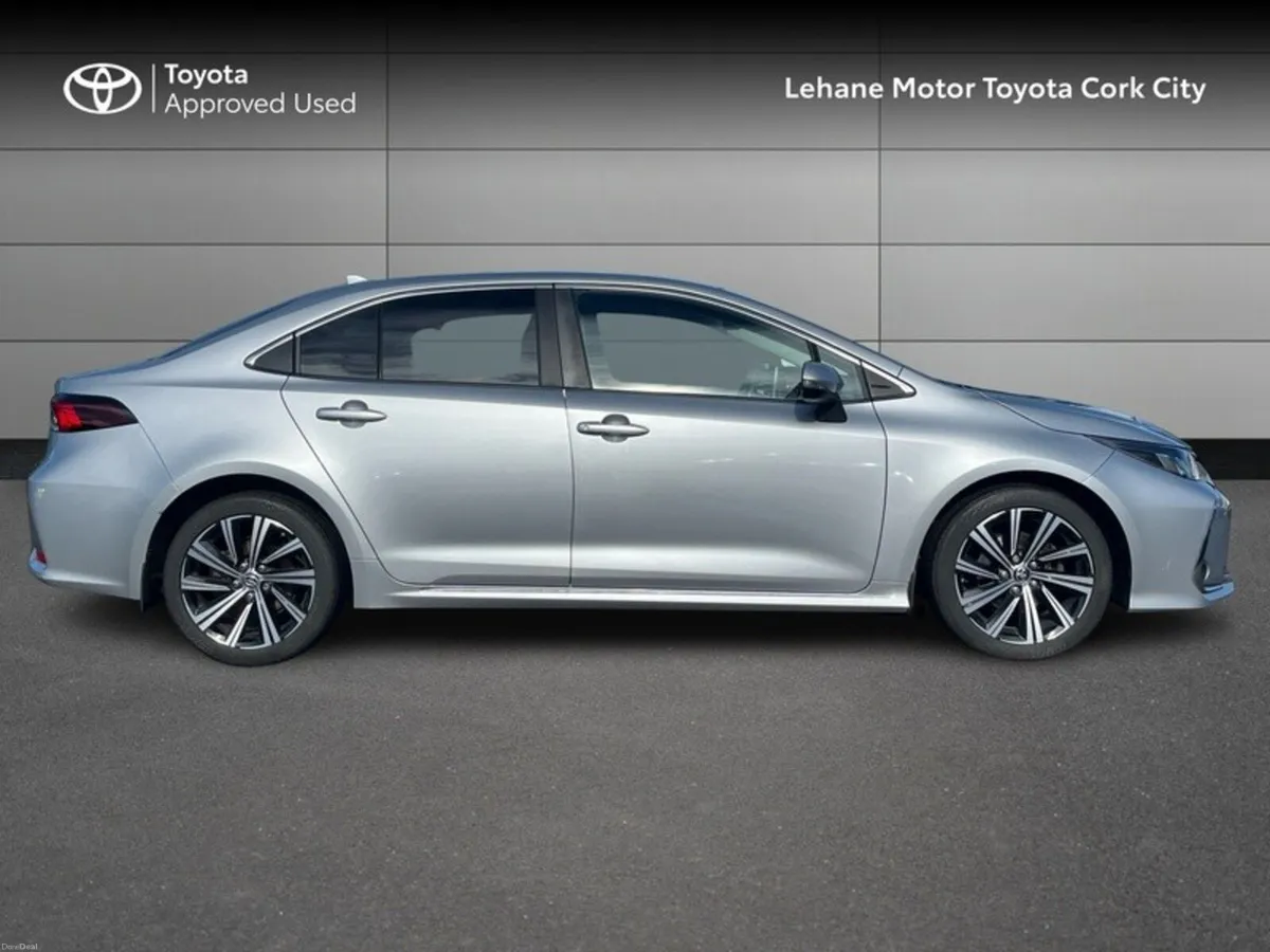 Toyota Corolla COROLLA HYBRID LUNA SPORT - Image 3