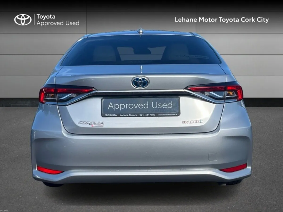Toyota Corolla COROLLA HYBRID LUNA SPORT - Image 4