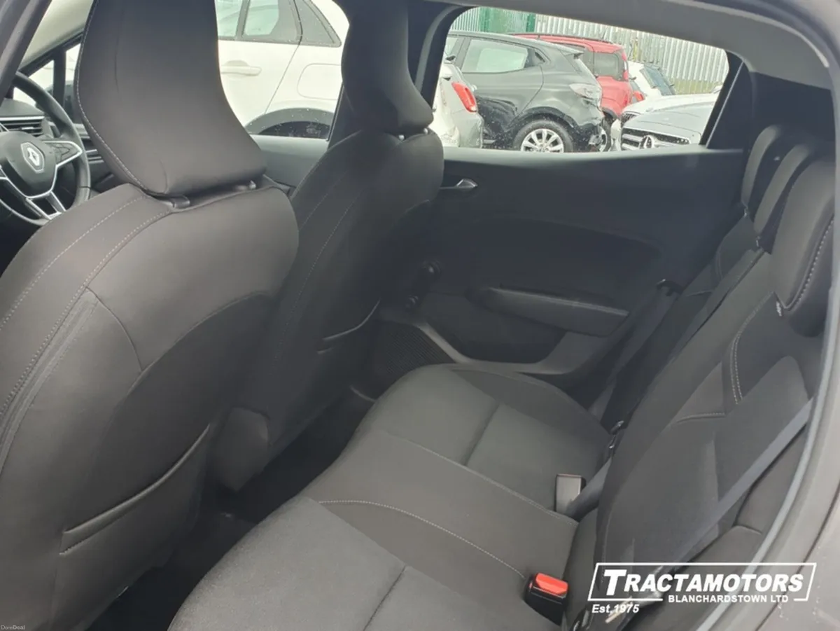Renault Clio EQUILIBRE AUTO - Image 6