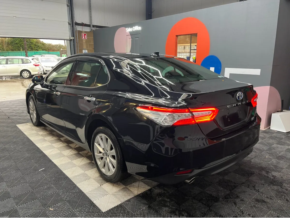 Toyota Camry 2020 TOYOTA CAMRY G 2.5 AUTOMATIC / C - Image 4